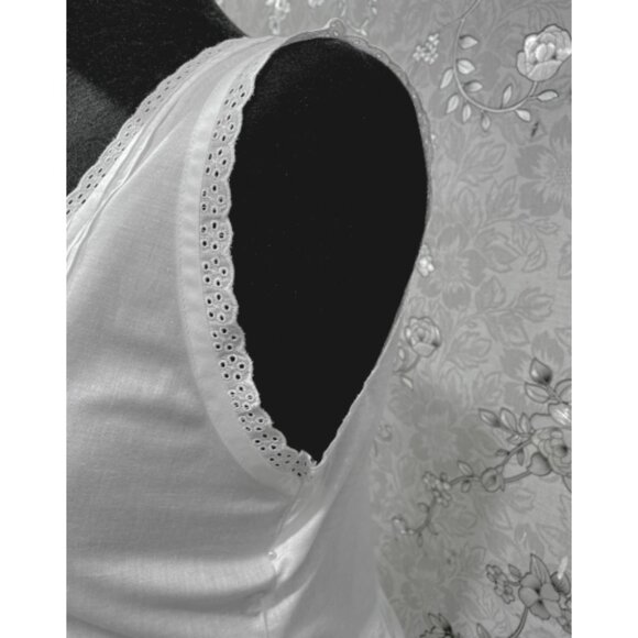 Victorian Cotton Nightgown by SoieRose – Sleeveless Lace Trimmed Gown - SR-1225 - Picture 5 of 8